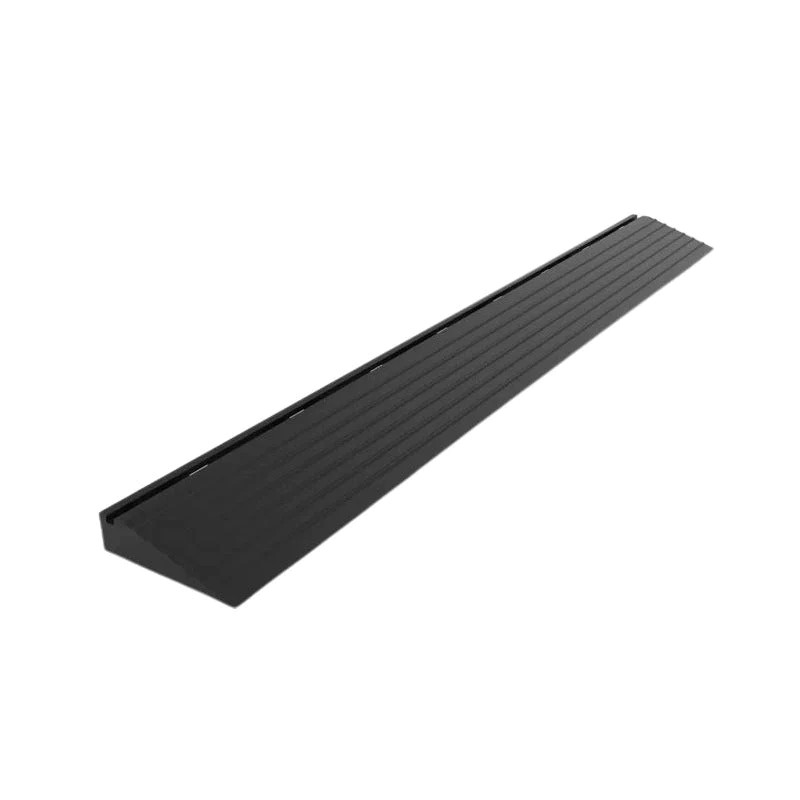 RAMPA PARA PISO DE GARAGEM VENTILAÇÃO PRETO